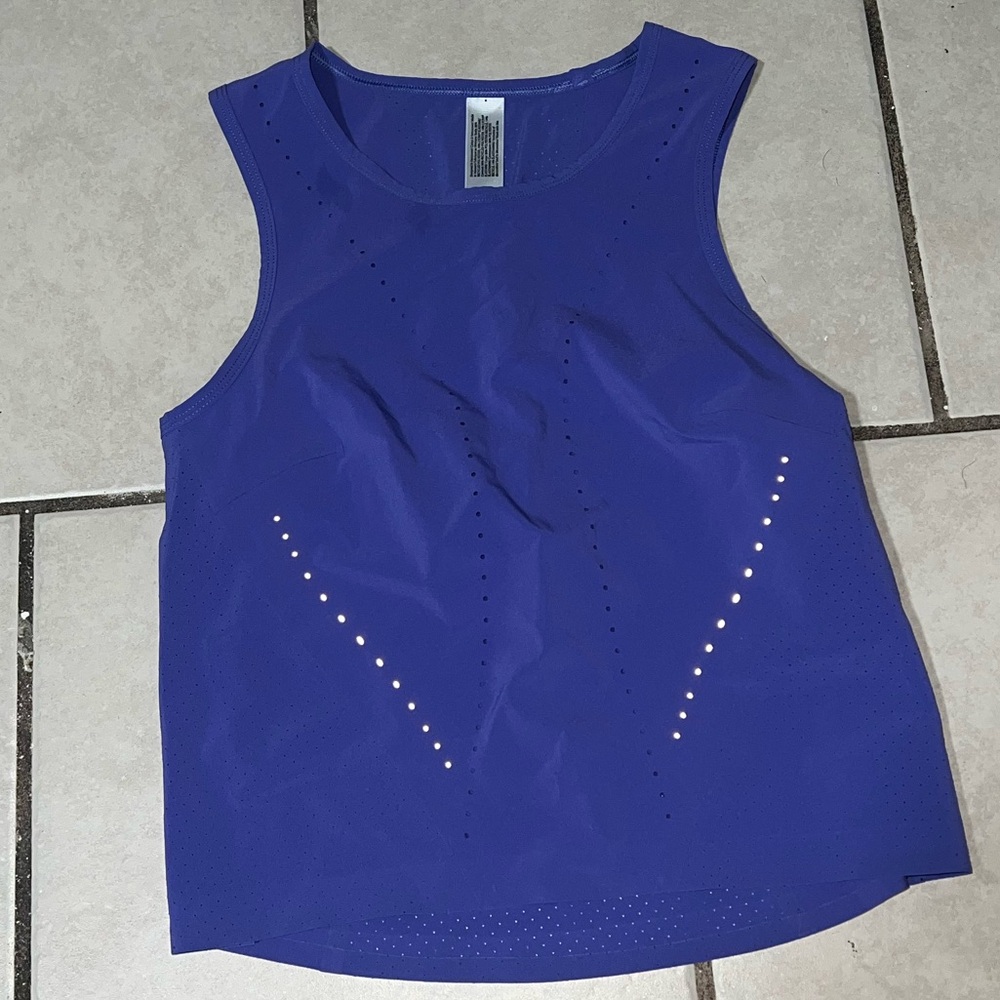 Lululemon Athletica Blue Sleeveless Tank Top